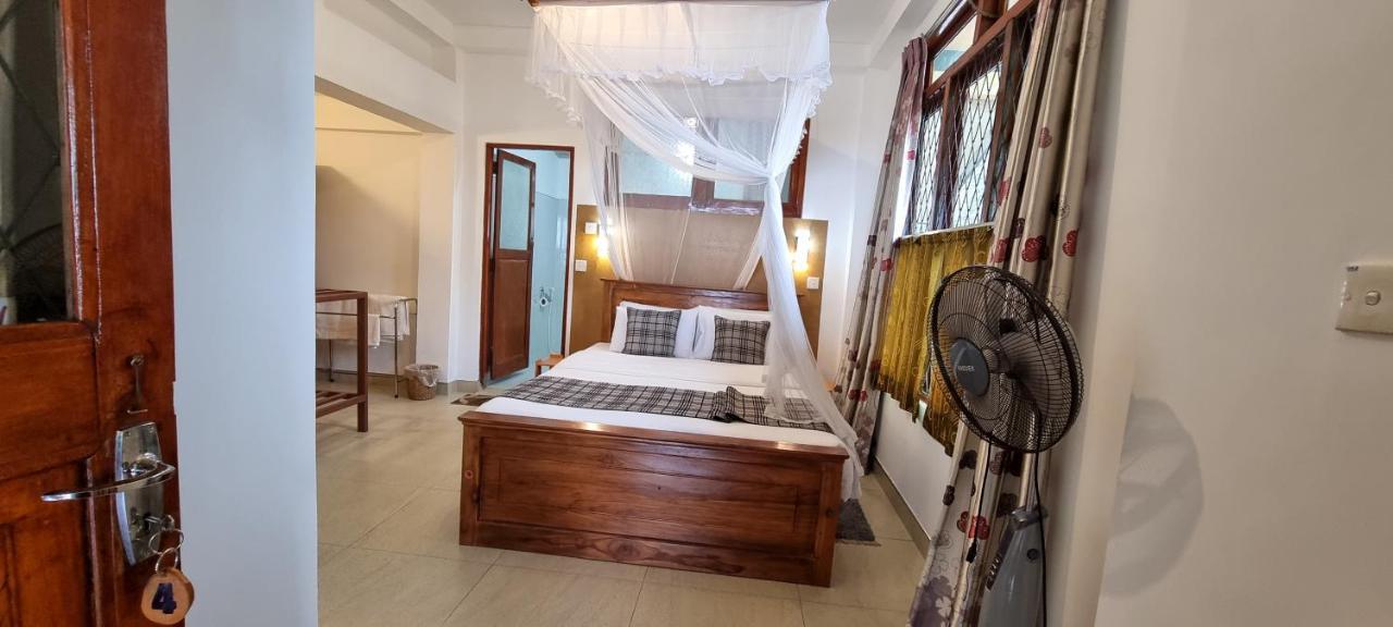 Hilltop Guest House Ella Room photo