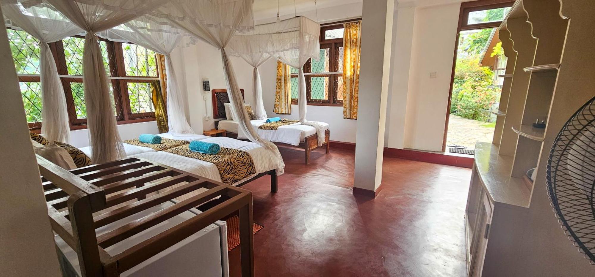 Hilltop Guest House Ella Room photo